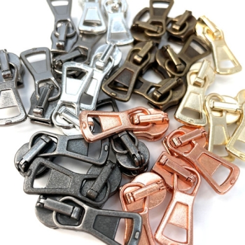 Stofftanten - Zipper/Schieber Titan/Gunmetal zu 6,5mm Raupe