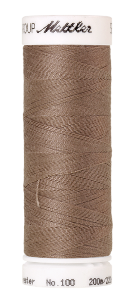 Seralon in Farbe 475 ist das passende Garn für all deine Näharbeiten. Durch die hohe Reißfestigkeit und beste Laufeigenschaften ist dieses Garn die erste Wahl beim nähen und absteppen