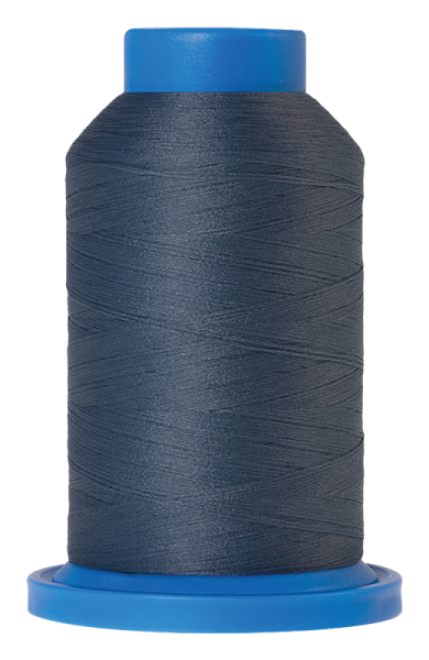 SERAFLOCK Blue Mirage- das bauschige Overlock Garn für besonders elastische Beanspruchungen liefert auf jedem Stoff starke Ergebnisse. Ideal für Dessous, Schwimm- und Sportbekleidung.