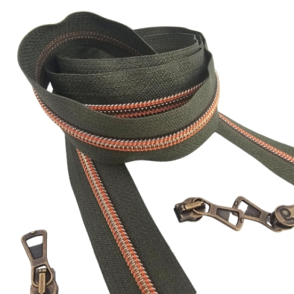 Reißverschluss Armygrün Altmessing Pfirsich